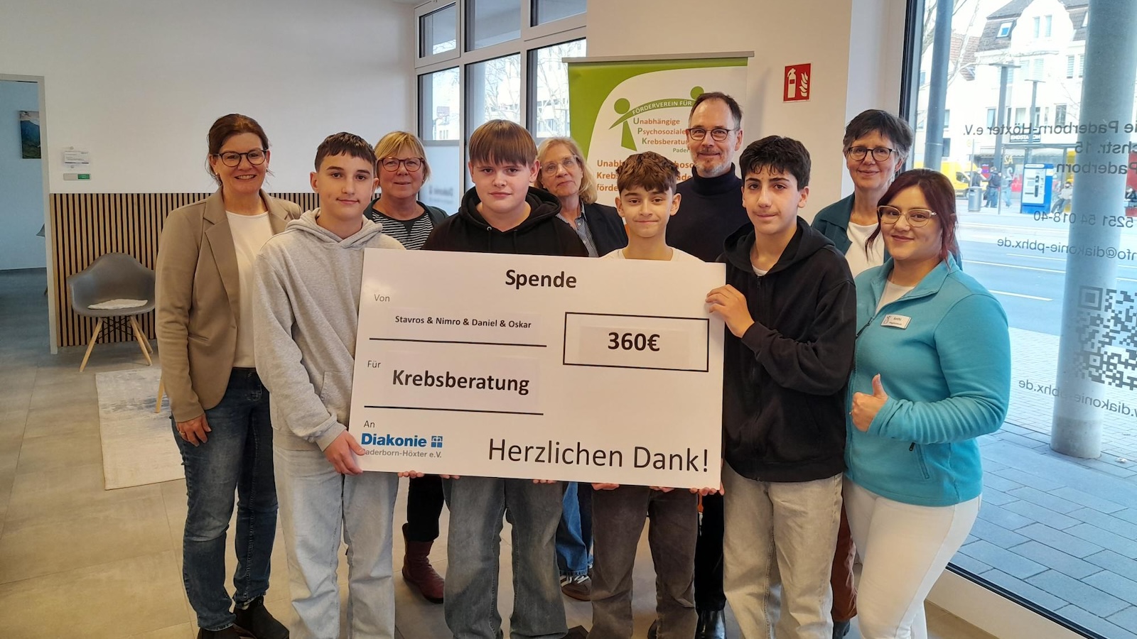 Hövelhofer Schüler zeigen Herz: Spendenaktion für Krebsberatungsstelle ein voller Erfolg