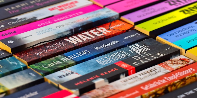 Die Bu00fccherei Ossendorf stellt am Buchsonntag wieder aktuelle Medien aus. Symbolfoto: Pixabay